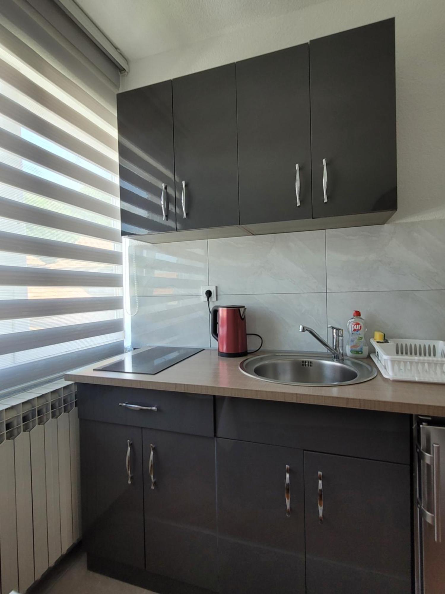 Apartmani Elegance Tuzla Exterior foto