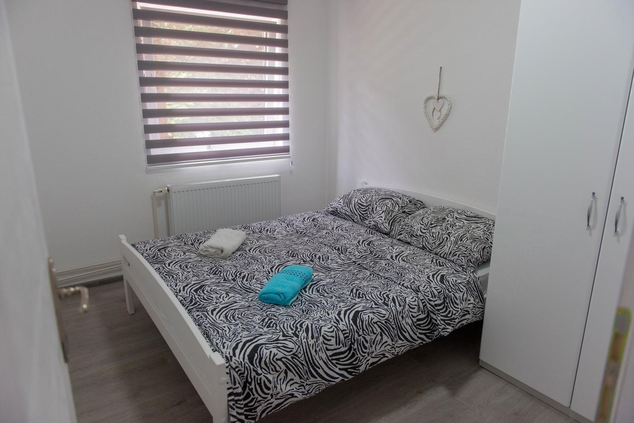 Apartmani Elegance Tuzla Exterior foto